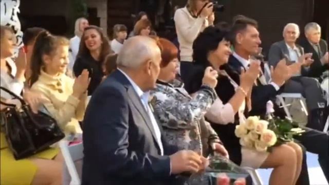 Счастливые моменты жизни Сергея и Эллы! смотреть онлайн