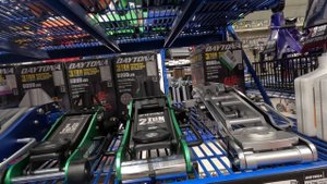 Жизнь эмигранта в Лос-Анжелесе. Работа и жизнь в Лос-Ан