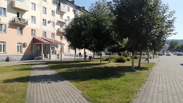 Вязальный еженедельник № 14  / Четыре готовых работы / Процессы /Большая прогулка по городу смотреть онлайн