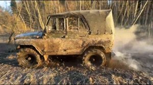 Нивы и Уазы на бездорожье покатушка выходного дня