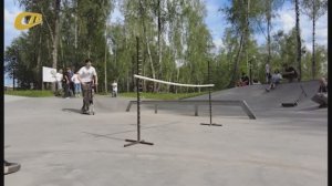 В СКЕЙТ-ПАРКЕ, РАСПОЛОЖЕННОМ В ПАРКЕ ИМ. НИКИТИНА, ПРОШЛА ОТКРЫТАЯ ТРЕНИРОВКА ПО ИСПОЛНЕНИЮ ТРЮКОВ