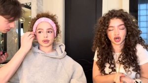 Сестры Калогерас НОА ДЕЛАЕТ ЭЛИ МАКИЯЖ ДЛЯ ВЫПУСКНОГО