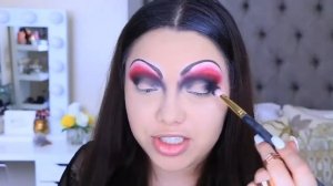 Девушка сделала  трансвестит-макияж, воссоздав фильтр