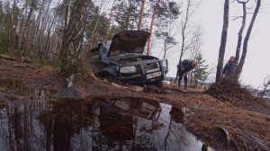 Уаз Патриот покатушки вдоль озера off-road