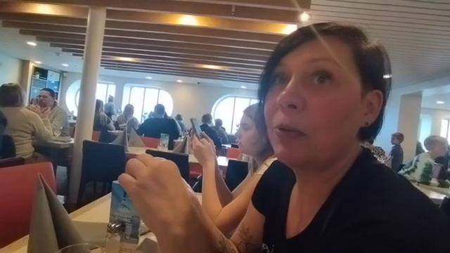 Чем кормят на  шведском столе круизного лайнера Силь?