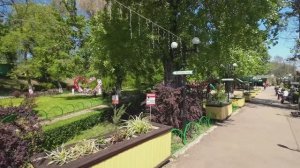 Прогулка по Луганску. Прокатимся по городу и посетим парки.