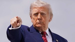 Трамп обвинил Китай в срыве соглашения о снижении пошлин с США