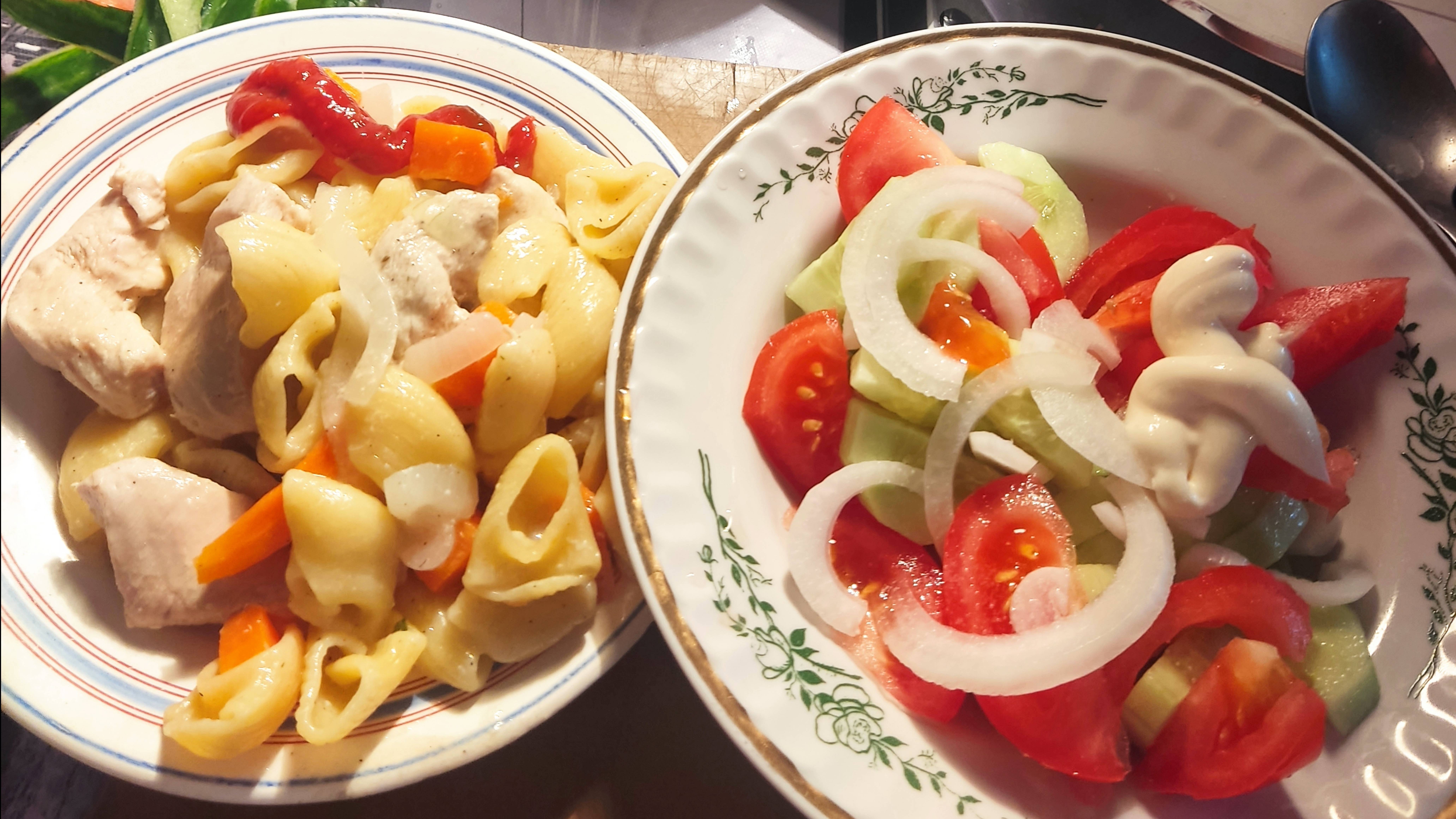 ОБЖОР/завтрак/салат из овощей/мукбанг/грудка и ракушки/еда на камеру