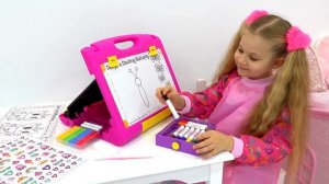 ДИАНА И РОМА - Диана и Рома Волшебное зеркало исполняет желания