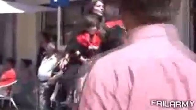 приколы и неудачи за сентябрь 2013 с девушками подборка смотреть онлайн