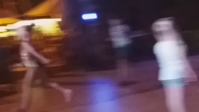 Гимнастки во Вьетнаме. Dessole смотреть онлайн