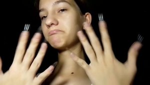 УЧУСЬ ДЕЛАТЬ НОГТИ💅// наращивание на типсы// nails