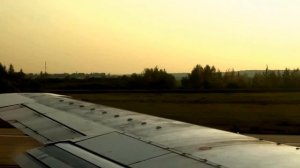 футаж-самолет набирает высоту