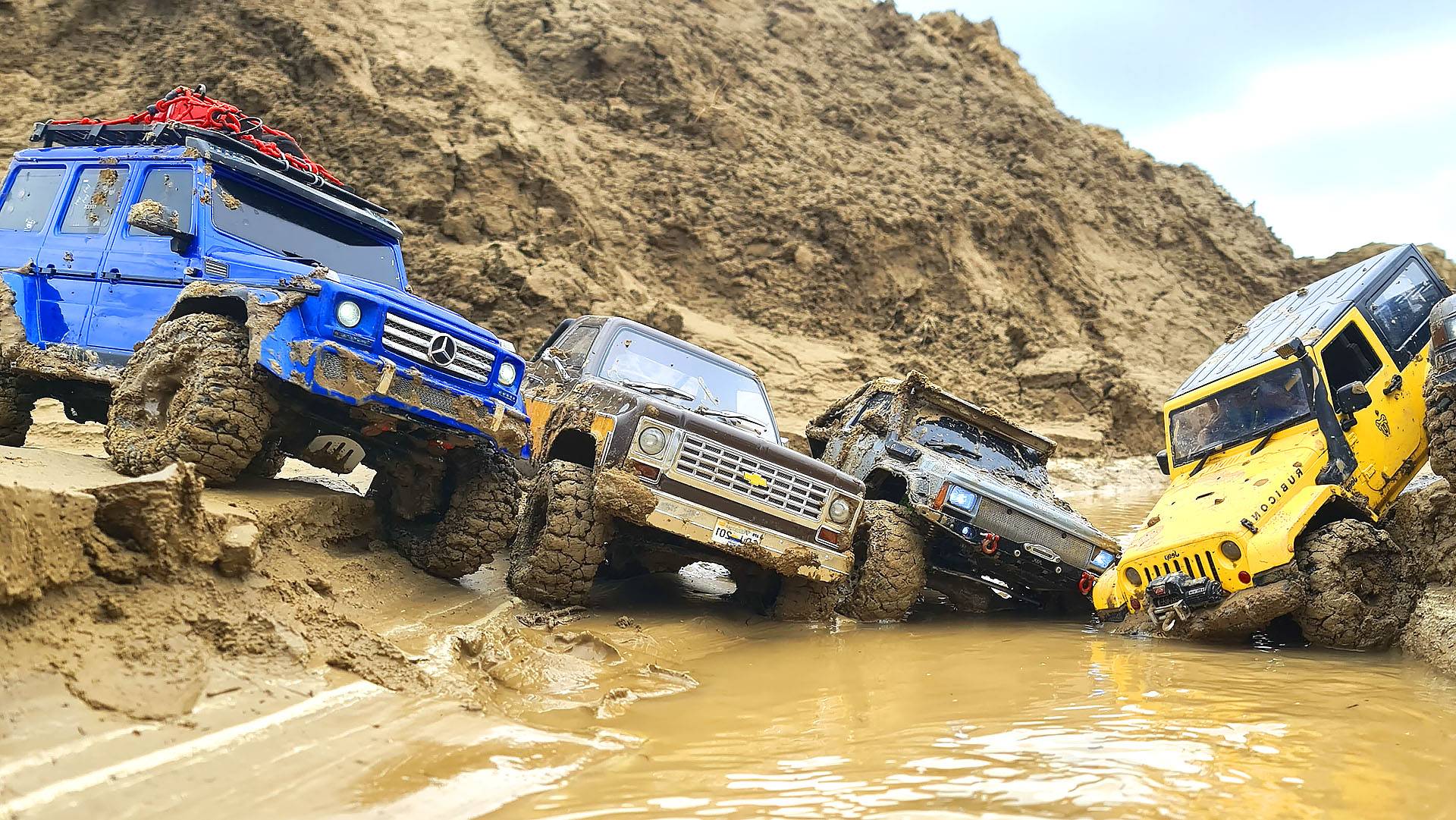 Спасение RC Машин! – Лебедки vs Липкая Грязь смотреть онлайн