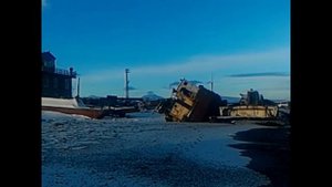 Строительство пирса и взлетно- посадочной полосы в по?