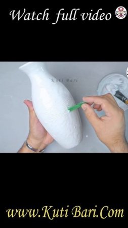 Plastic bottle flower vase || Best out of waste #flowervase #craft  #roomdecor #diy  #pottery