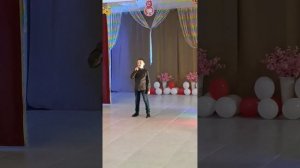 Андрей с песней "Мама" в Юловском