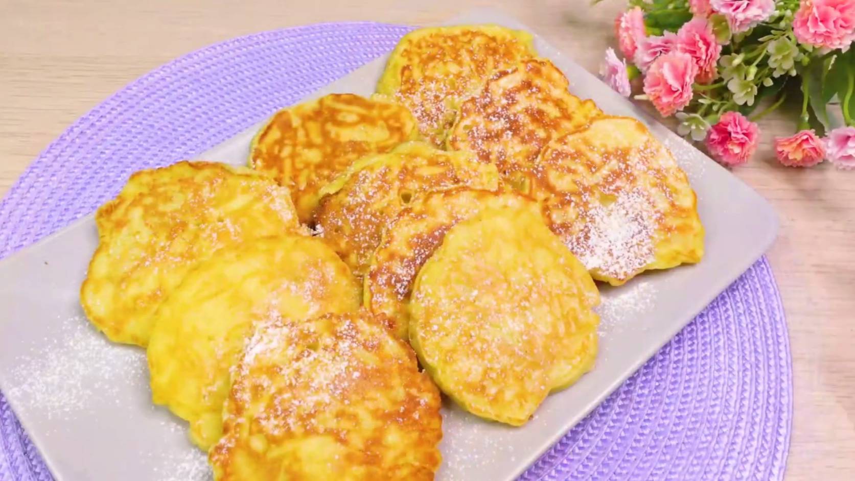 Рецепт оладий | Яблочные оладьи | Пышные оладьи на йогурте