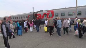 Школьники Советского района уехали отдыхать к Азовскому морю