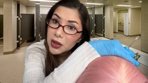 АСМР ПРОВЕРКА НА ВШИ В ШКОЛЬНОМ ТУАЛЕТЕ ОТ ТОКСИЧНОЙ О