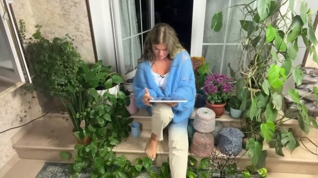 СТРИМ Вяжем и чувствуем себя королевой! Кардиган "LIGHT BLUE"! смотреть онлайн