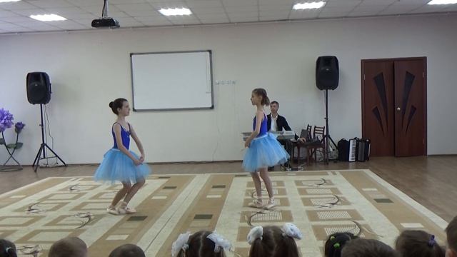 001 Па-де-де. Исп. отделение хореографии смотреть онлайн