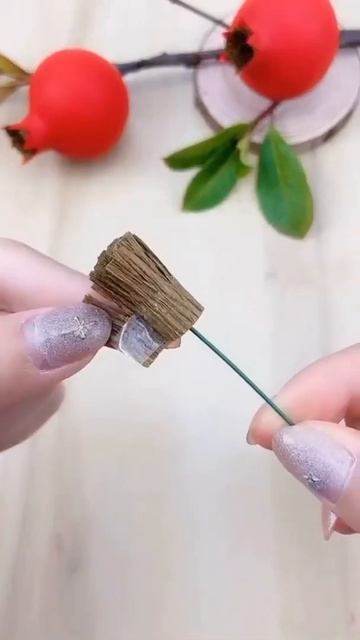 Как сделать букет из гранатов из шариков ♡ How to make a bouquet of pomegranates from balloons смотреть онлайн