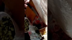 В пятницу. День постный.