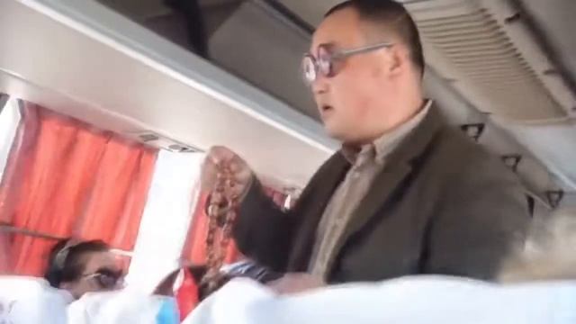 Очки ннада? А четки ннада? смотреть онлайн