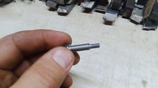 Болтики с дюймовой резьбой. смотреть онлайн