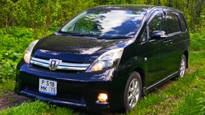 Продажа Toyota ISIS без пробега по России