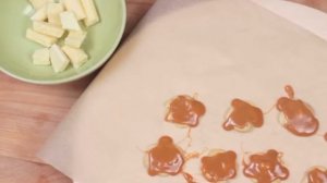 Карамельки с кешью и шоколадом