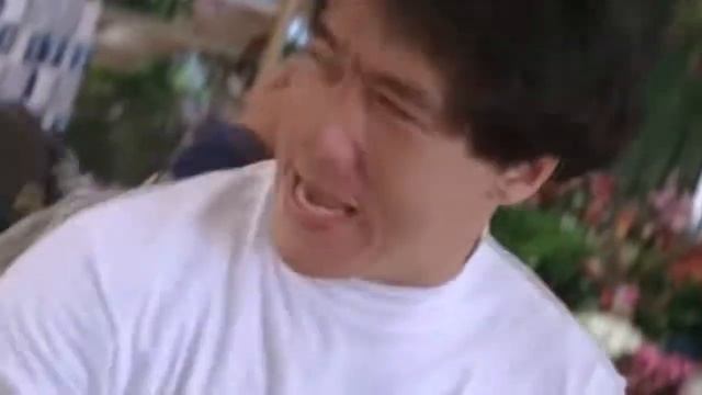 Кеунг Джеки Чан против бандитов Keung Jackie Chan vs bandits смотреть онлайн