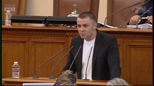 Ицо Хазарта за средния пръст към ГЕРБ: Това е най-малкото, което трябва да ви бъде показано смотреть онлайн