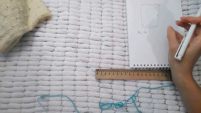 Очень простой узор! Дырочки на лицевой глади. смотреть онлайн