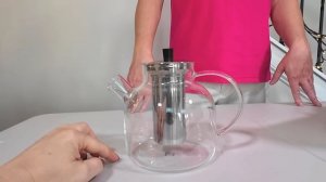 Шикарная и веселая распаковка дешёвых потерянных посылок. Всё очень понравилось!