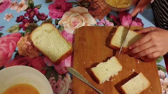 Гренки по Сухумски(обучающее видео от юного леди)