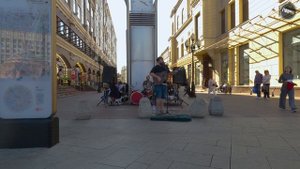 🇷🇺 Москва, Арбат, 🎸парень спел 3 популярные песни по