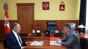 С.В. Лавров в ходе встречи с губернатором Пермского края Д.Н.Махониным, Пермь, 29 мая 2025 года