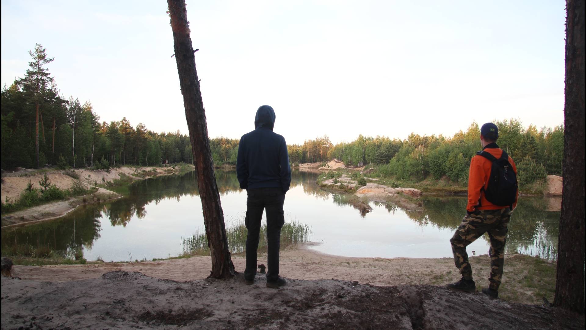 Нашли новое лесное озеро