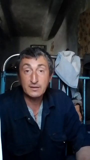 новый мой стих.неплачь о том,что розы он недарит