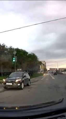 Кто здесь нарушил правила на дороге