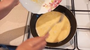 Очень вкусный омлет! Как приготовить омлет!?
Просто и очень вкусно.