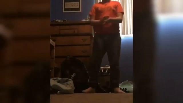 БУСТЕР НА ПРОТЯЖЕНИИ 1 ЧАСА ЧИТАЕТ ГАНГСТА РЭП смотреть онлайн