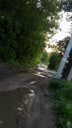 Огромные ямы и лужи