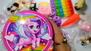 АСМР сквиши 🐾 распаковка АСМР сквишей и антистрессы АСМР Таба лапки