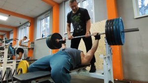 ЖИМ ЛЕЖА / ТРЕНИРОВКА / пару слов о работе ног в жиме лё?