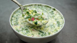 Мукбанг "Окро́шка" - холодный суп русской кухни 🍲🥗🥣