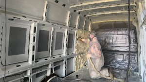 Утепляем Газель NEXT пеной.