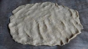 Лепешка с творогом и помидорами